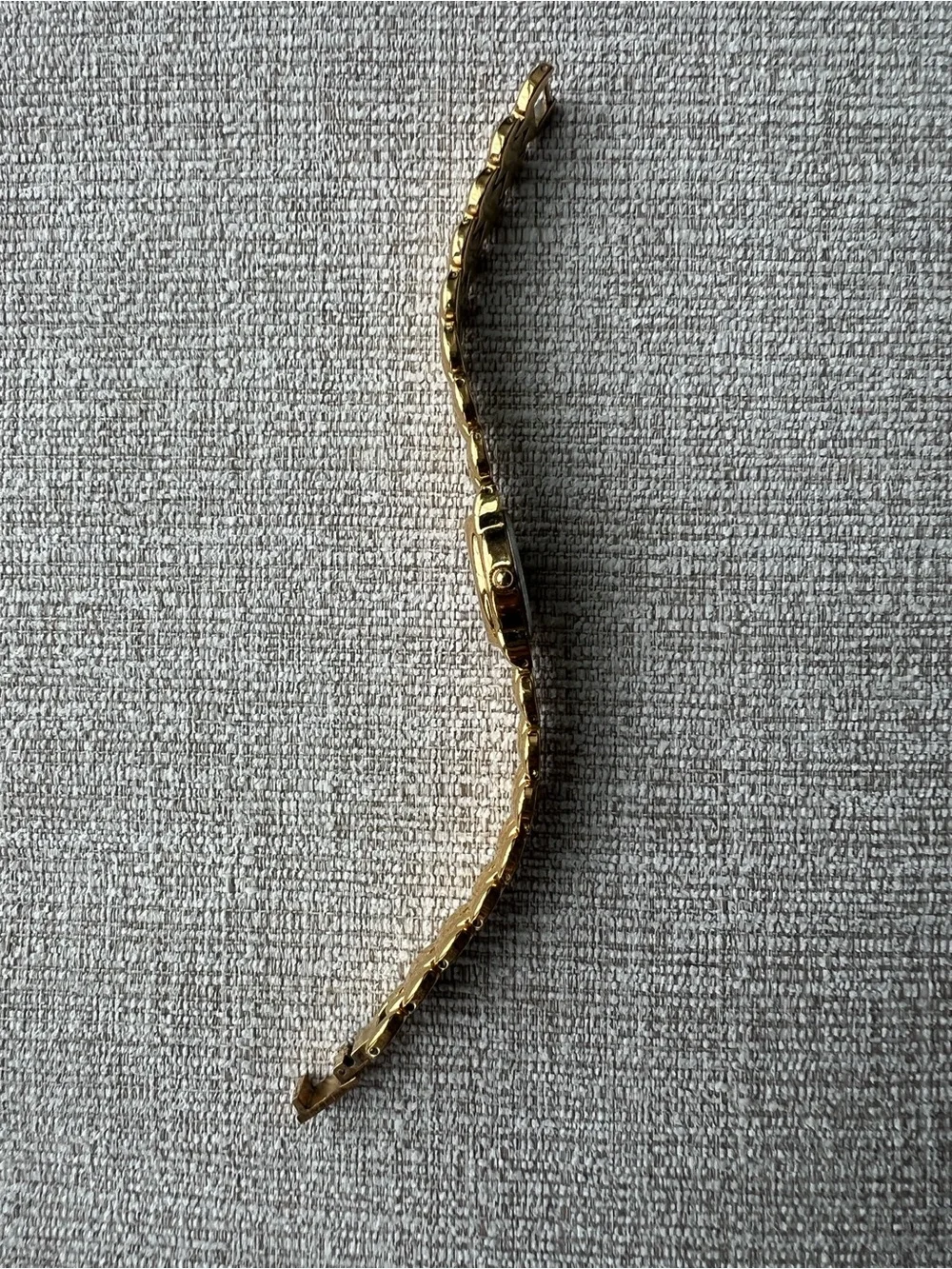 Pulsar Gold-Tone Women's Link Bracelet Watch - Picture 9 of 16